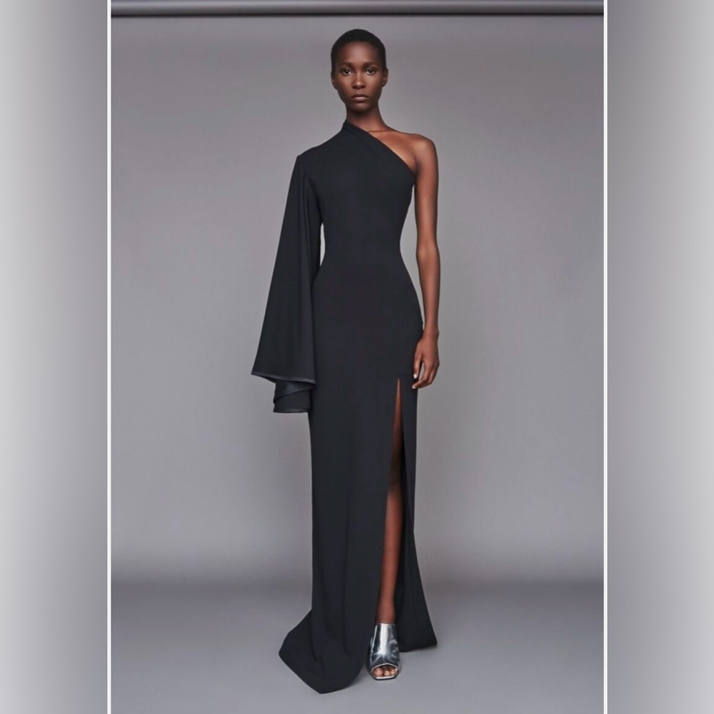 Solace London Lani one-sleeve stretch-crepe gown